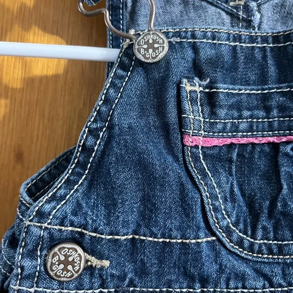 Vintage OshKosh B’gosh Girl’s Pink Snowflake Embroidered Denim Overall Dress - Picture 5 of 12